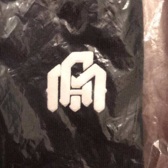 Brand New INTO THE AM Men's Fitted Modern Crew Neck Short Sleeve Logo Shirt - Picture 5 of 8